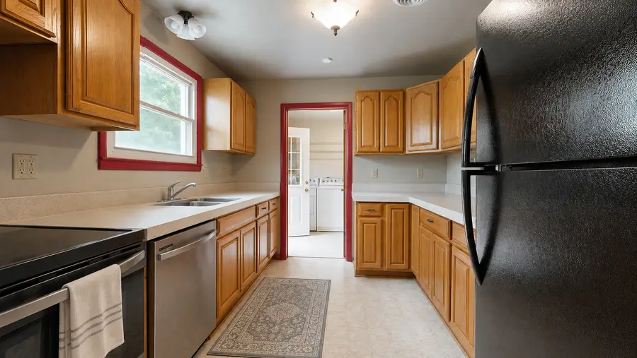1002 S Mattis Avenue, Champaign, IL 61821 - #3