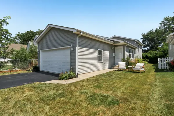 407 Grandview Drive, Round Lake Park, IL 60073