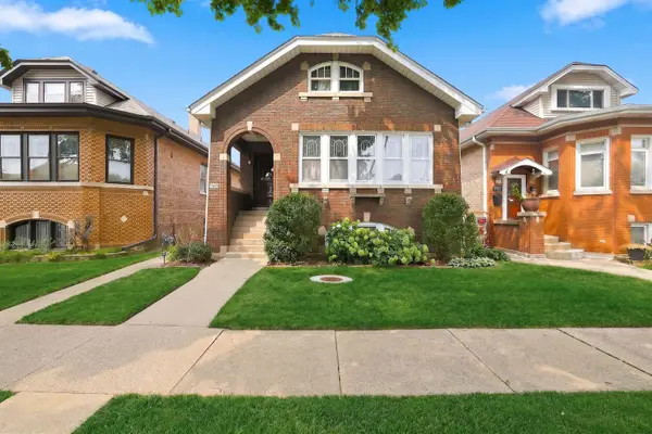 1924 Clinton Avenue, Berwyn, IL 60402