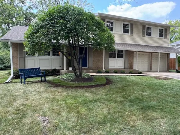828 N Glenn Drive, Palatine, IL 60074