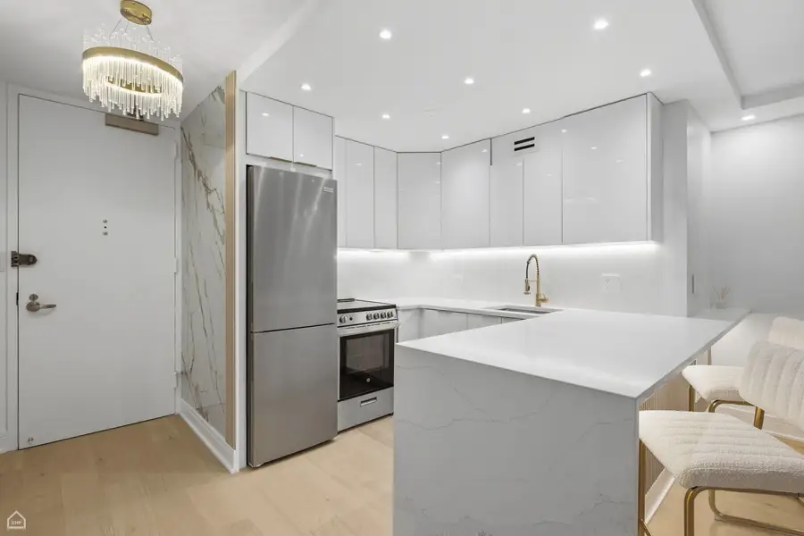 100 E Walton Street #36C, Chicago, IL 60611 - #2