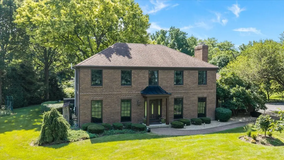 40W170 Deer Run Drive, Saint Charles, IL 60175 - #1