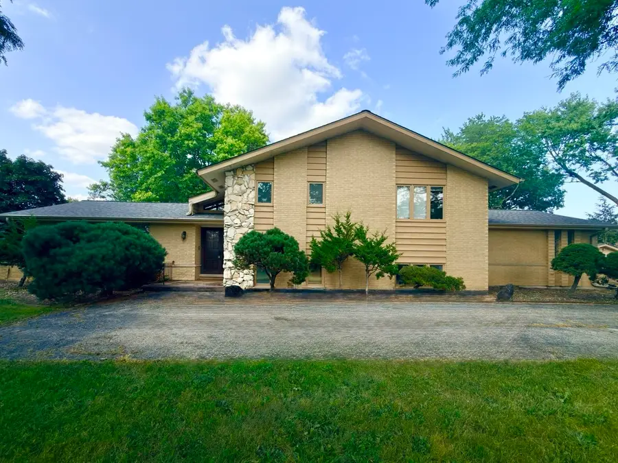 7826 Dunham Road, Downers Grove, IL 60516 - #2