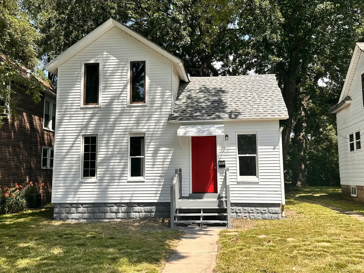 305 S Sterling Street, Streator, IL 61364 - #1