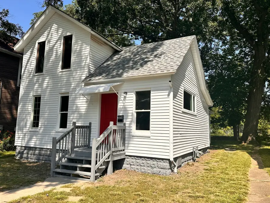 305 S Sterling Street, Streator, IL 61364 - #2