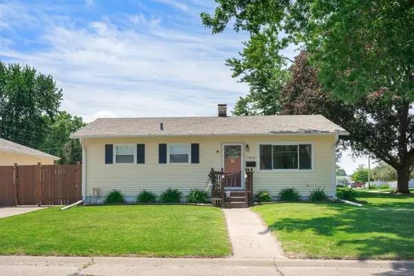 1004 37th Avenue, East Moline, IL 61244
