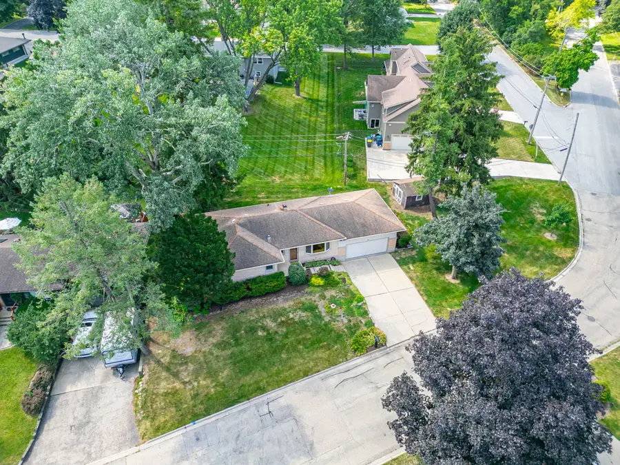 508 Oak Drive, East Dundee, IL 60118 - #3