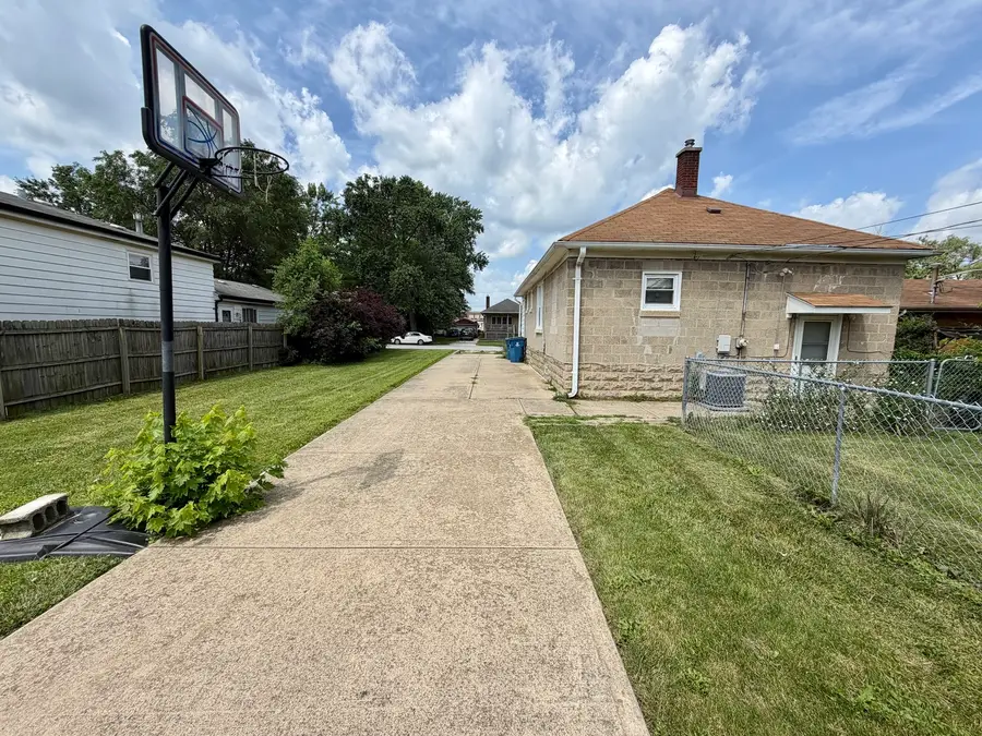 14613 Avers Avenue, Midlothian, IL 60445 - #3