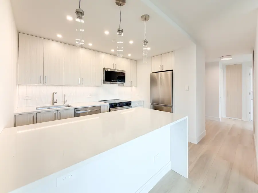 336 W Wellington Avenue #1901, Chicago, IL 60657 - #2