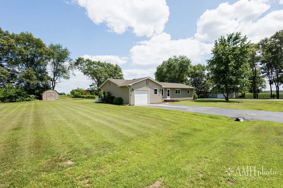 1871 S Oaklawn Drive, Saint Anne, IL 60964 - #2