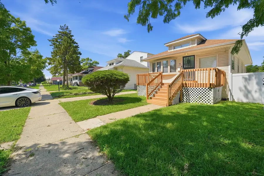 1426 S 18th Avenue, Maywood, IL 60153 - #3