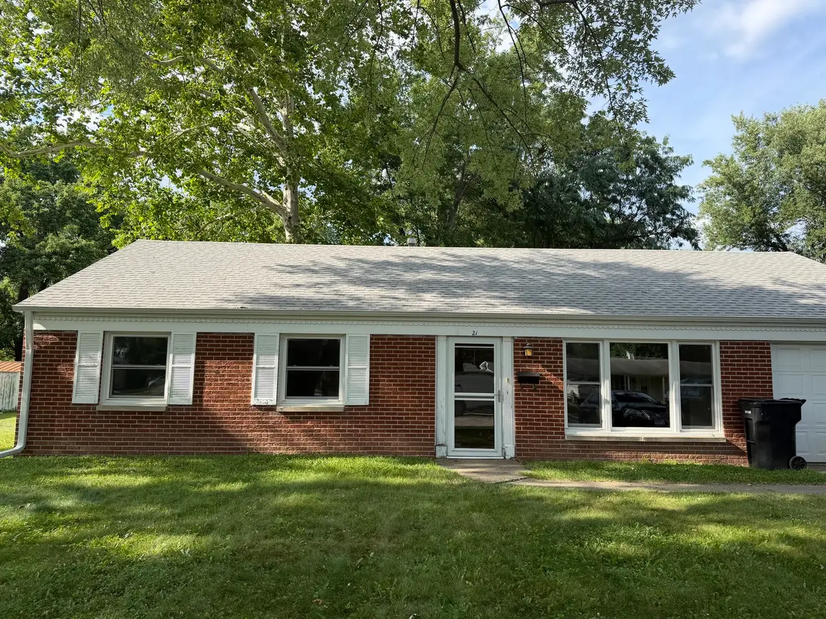 21 Scarsdale Road, Montgomery, IL 60538 - #1
