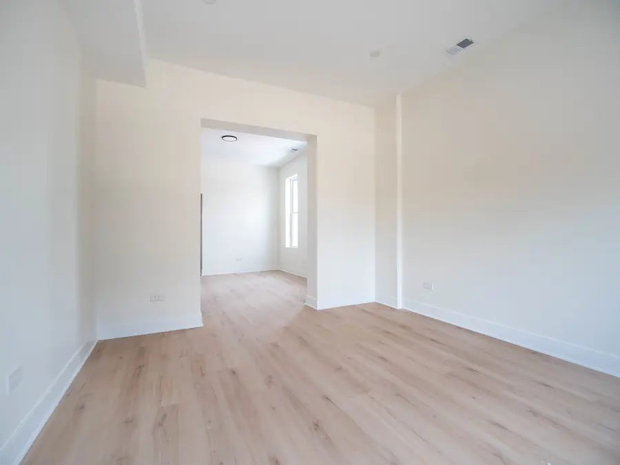 2753 W Chicago Avenue, Chicago, IL 60622 - #2