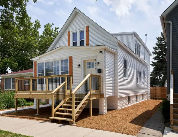 1039 W 97 Street, Chicago, IL 60643