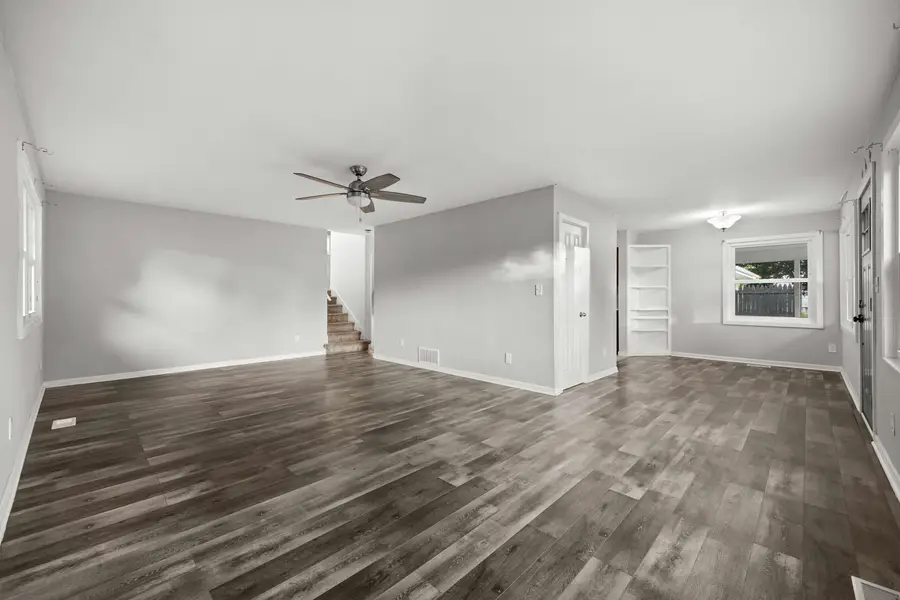 2919 Ezekiel Avenue, Zion, IL 60099 - #3