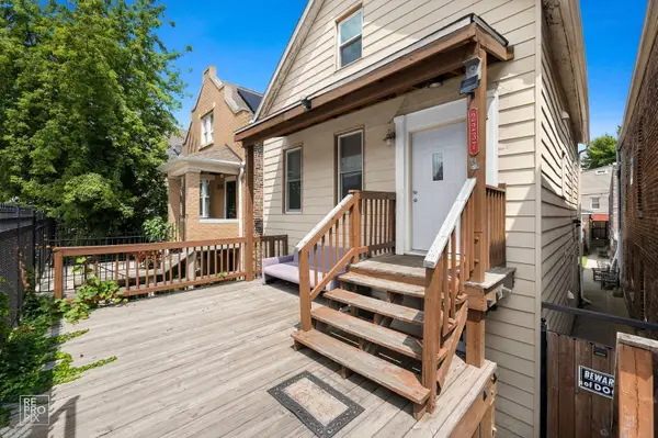 2237 S Oakley Avenue, Chicago, IL 60608