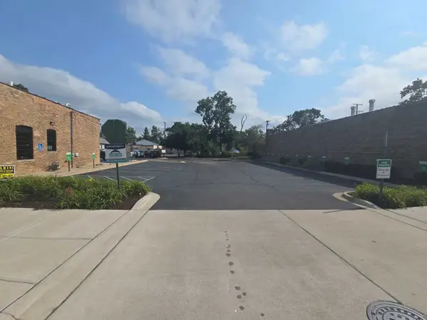 122 W Main Street, Cary, IL 60013