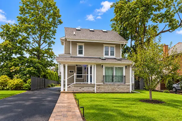 9215 S Damen Avenue, Chicago, IL 60643
