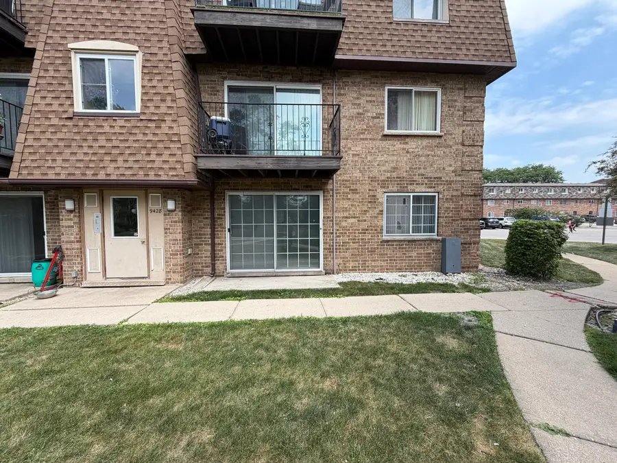 9428 Bay Colony Drive #1S, Des Plaines, IL 60016 - #2