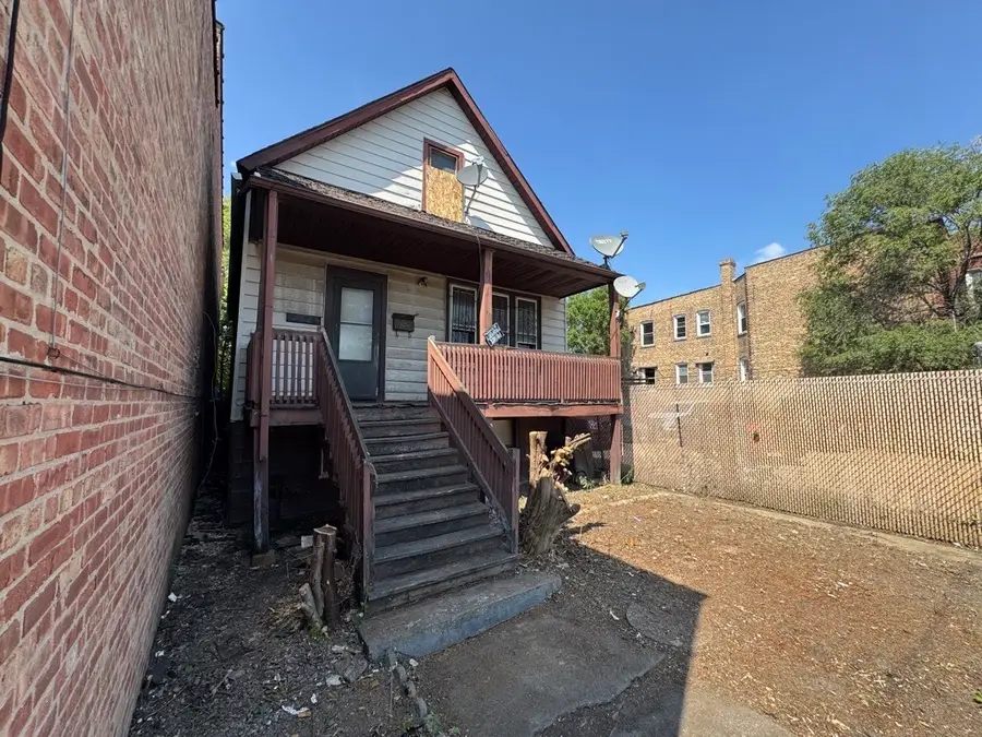 4324 W Division Street, Chicago, IL 60651 - #3