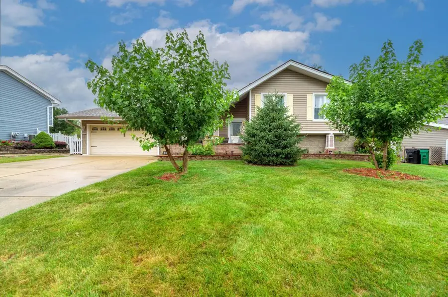 258 Cunningham Lane, Bloomingdale, IL 60108 - #2