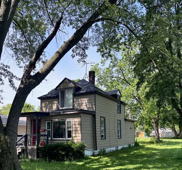 3216 Ezra Avenue, Zion, IL 60099