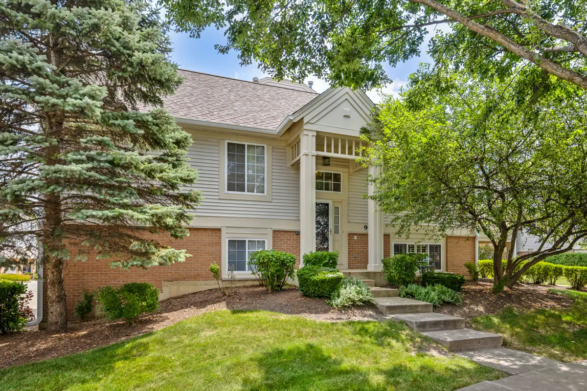 919 Pheasant Trail, Saint Charles, IL 60174 - #1