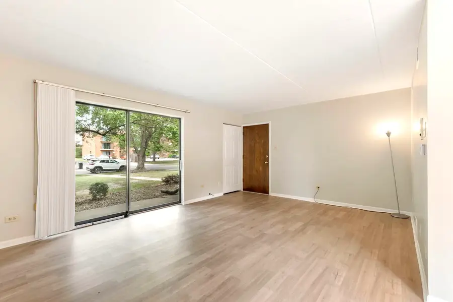 9837 Treetop Drive #1W, Orland Park, IL 60462 - #3