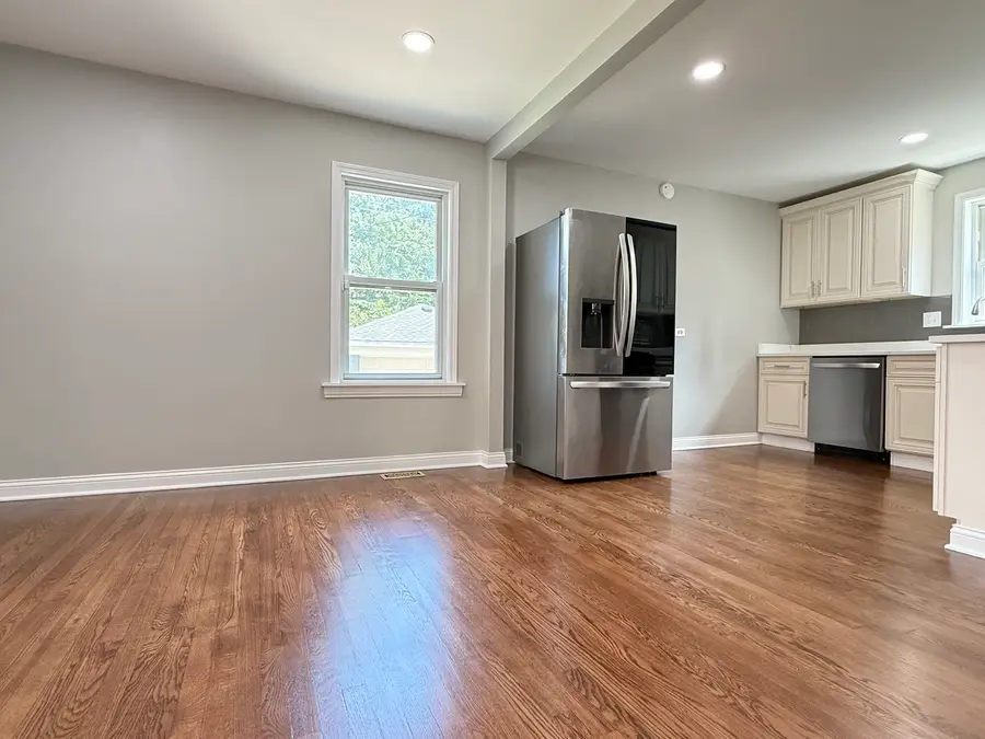 7119 N Merrimac Avenue, Chicago, IL 60646 - #3