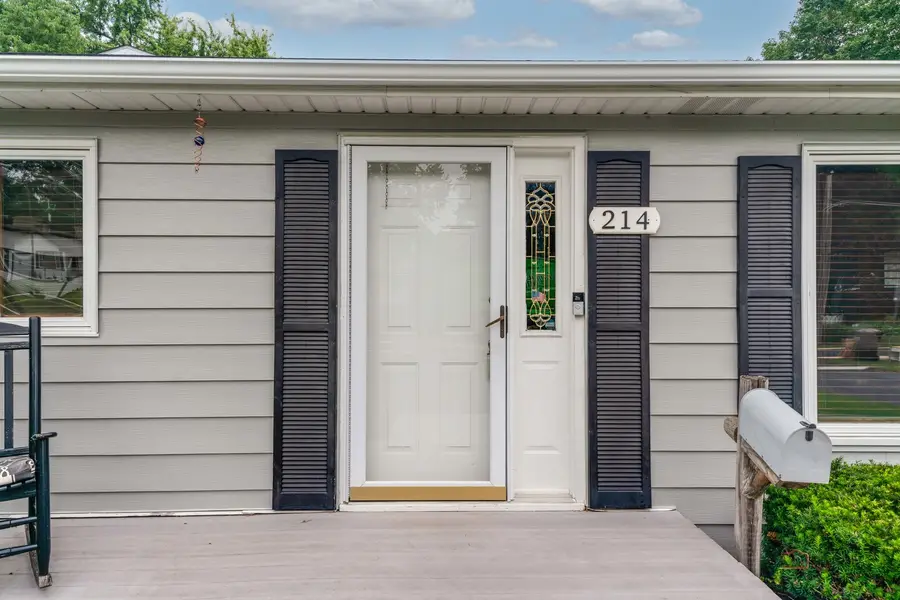 214 Millard Avenue, Fox River Grove, IL 60021 - #2