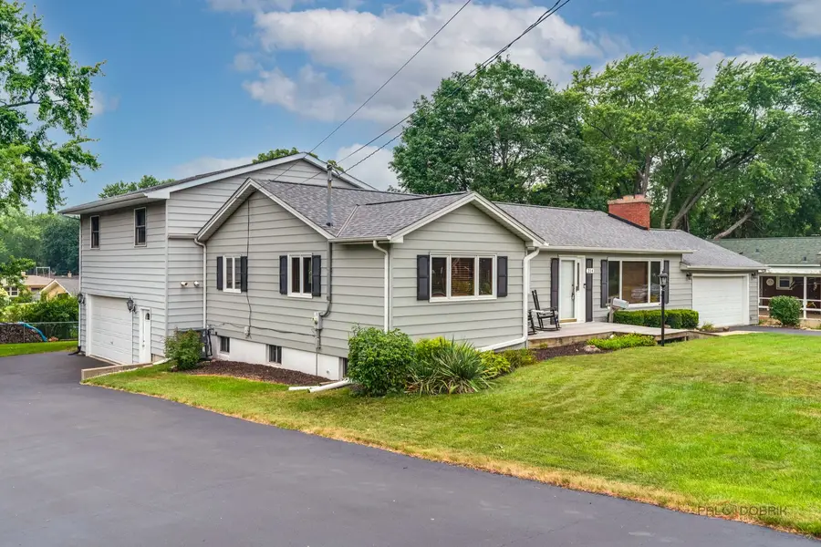 214 Millard Avenue, Fox River Grove, IL 60021 - #3