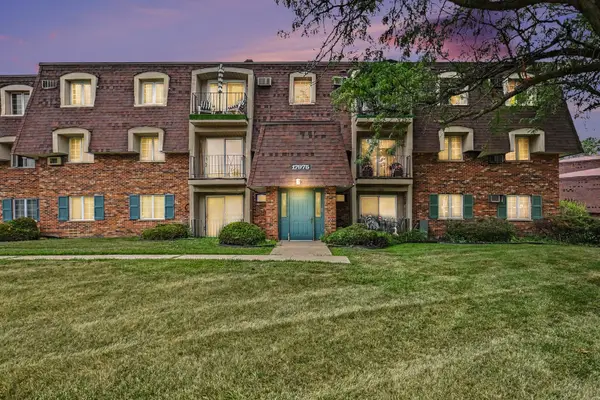 17975 Amherst Court #203, Country Club Hills, IL 60478