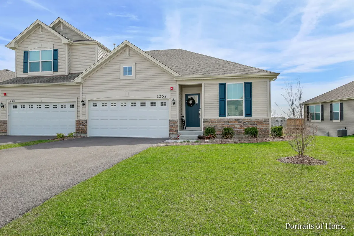 1252 Hawk Hollow Drive, Yorkville, IL 60560 - #1
