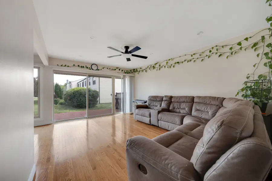369 Cedar Tree Court, Hoffman Estates, IL 60169 - #3