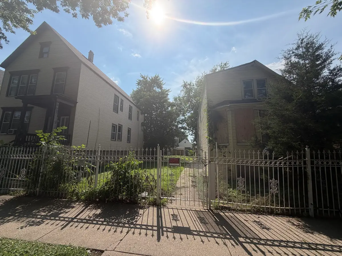 2818 S Kedvale Avenue, Chicago, IL 60623 - #1