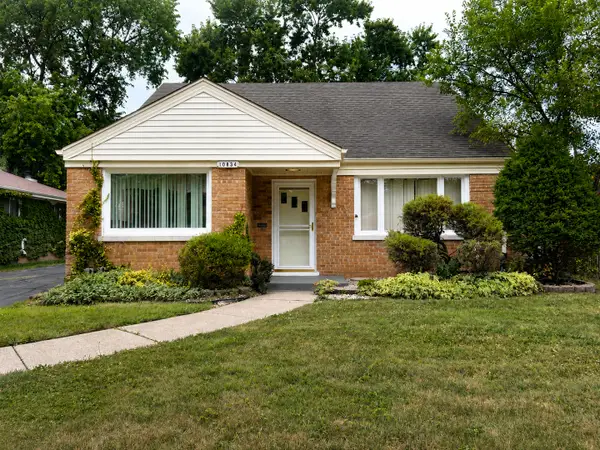 10834 S Keeler Avenue, Oak Lawn, IL 60453