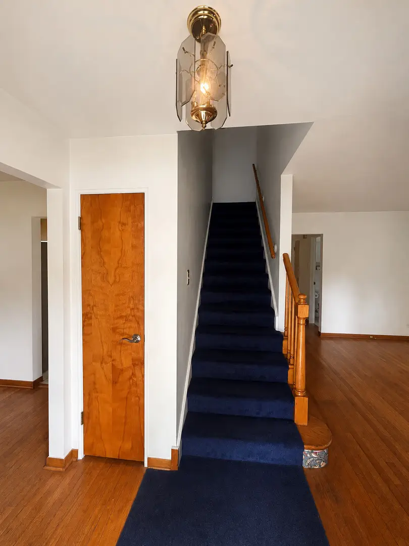 10834 S Keeler Avenue, Oak Lawn, IL 60453 - #3