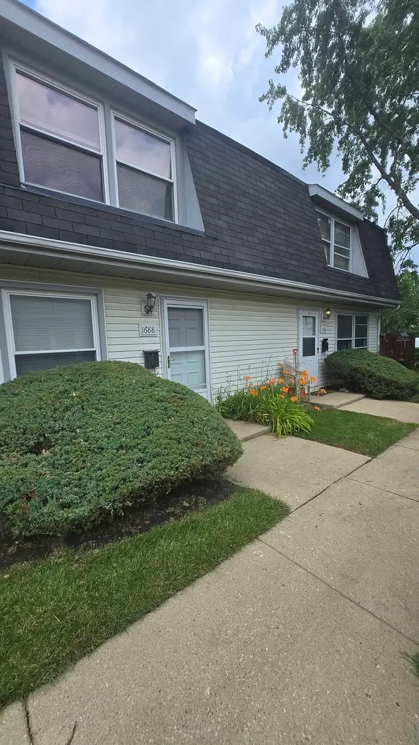 1688 Queensbury Circle, Hoffman Estates, IL 60169 - #2