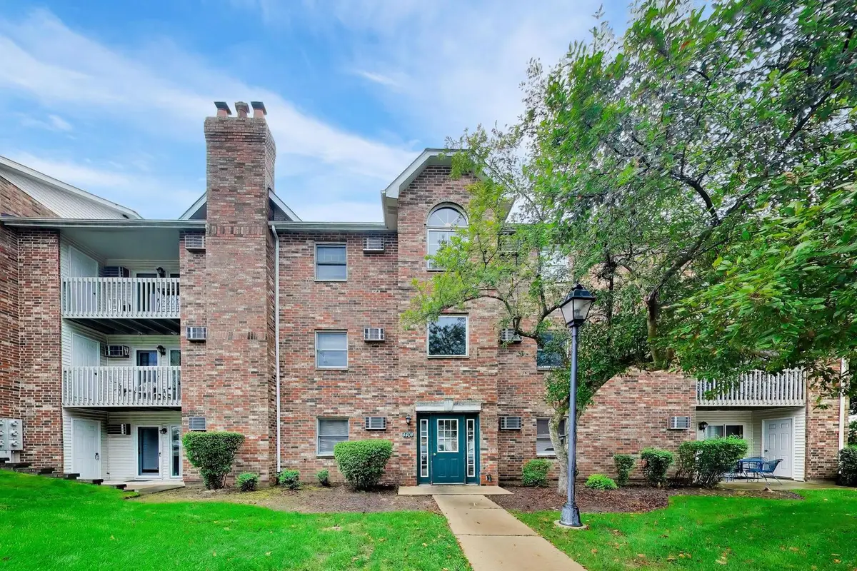 4404 W Shamrock Lane #1A, McHenry, IL 60050 - #1