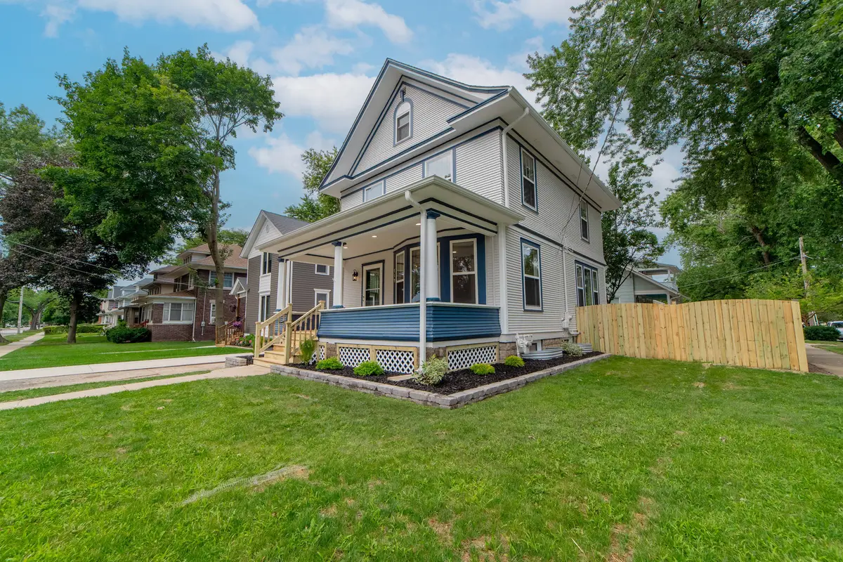 719 5th Street, Aurora, IL 60505 - #1