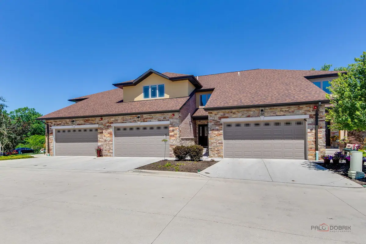82 Prairie Court, Wheeling, IL 60090 - #1
