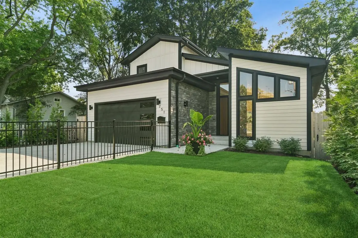 251 High Street, Highwood, IL 60040 - #1