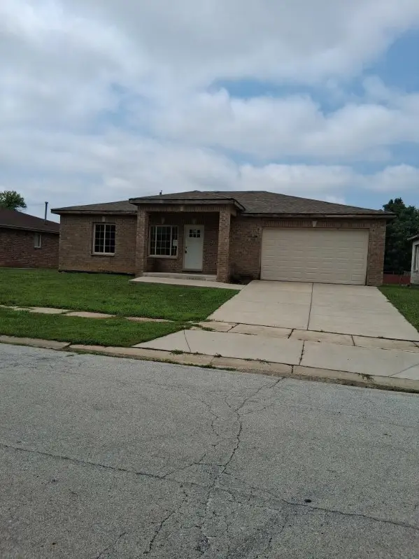 13938 S Reeves Road, Robbins, IL 60472 - #1