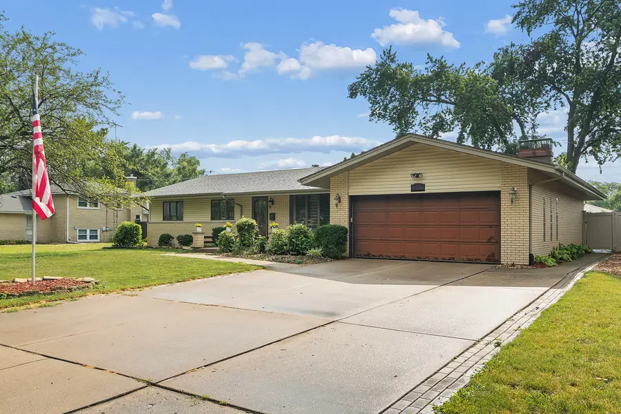 705 Tana Lane, Joliet, IL 60435 - #3