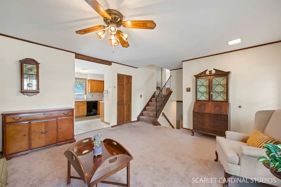 286 Plainview Drive, Bolingbrook, IL 60440 - #3