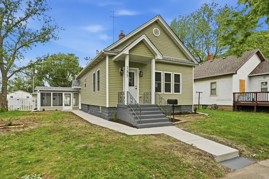 183 N Cleveland Avenue, Bradley, IL 60915 - #2