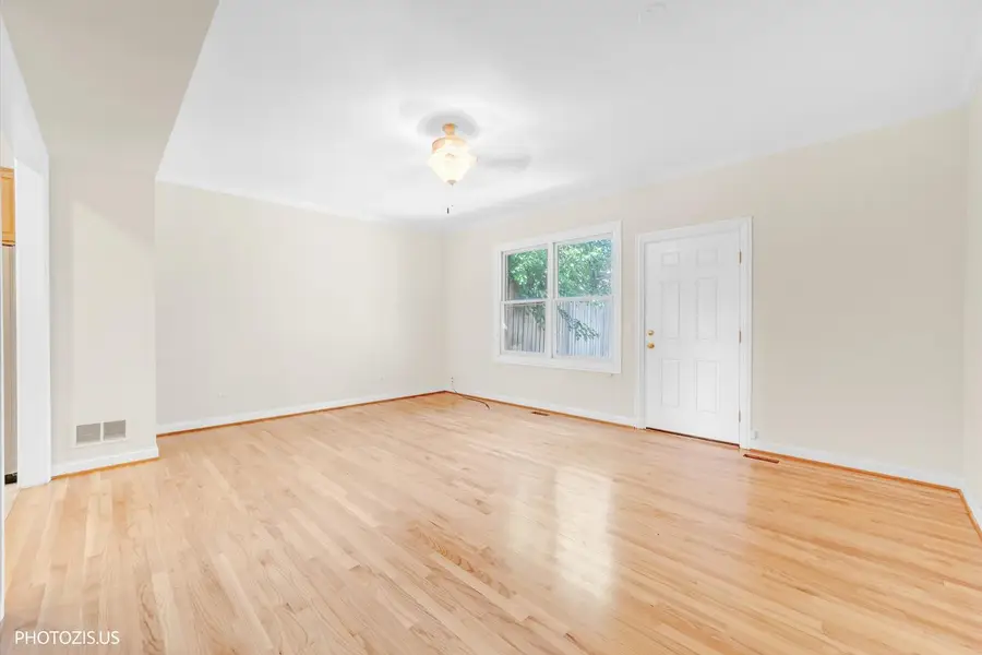 1130 S Troy Avenue #E, Chicago, IL 60612 - #3