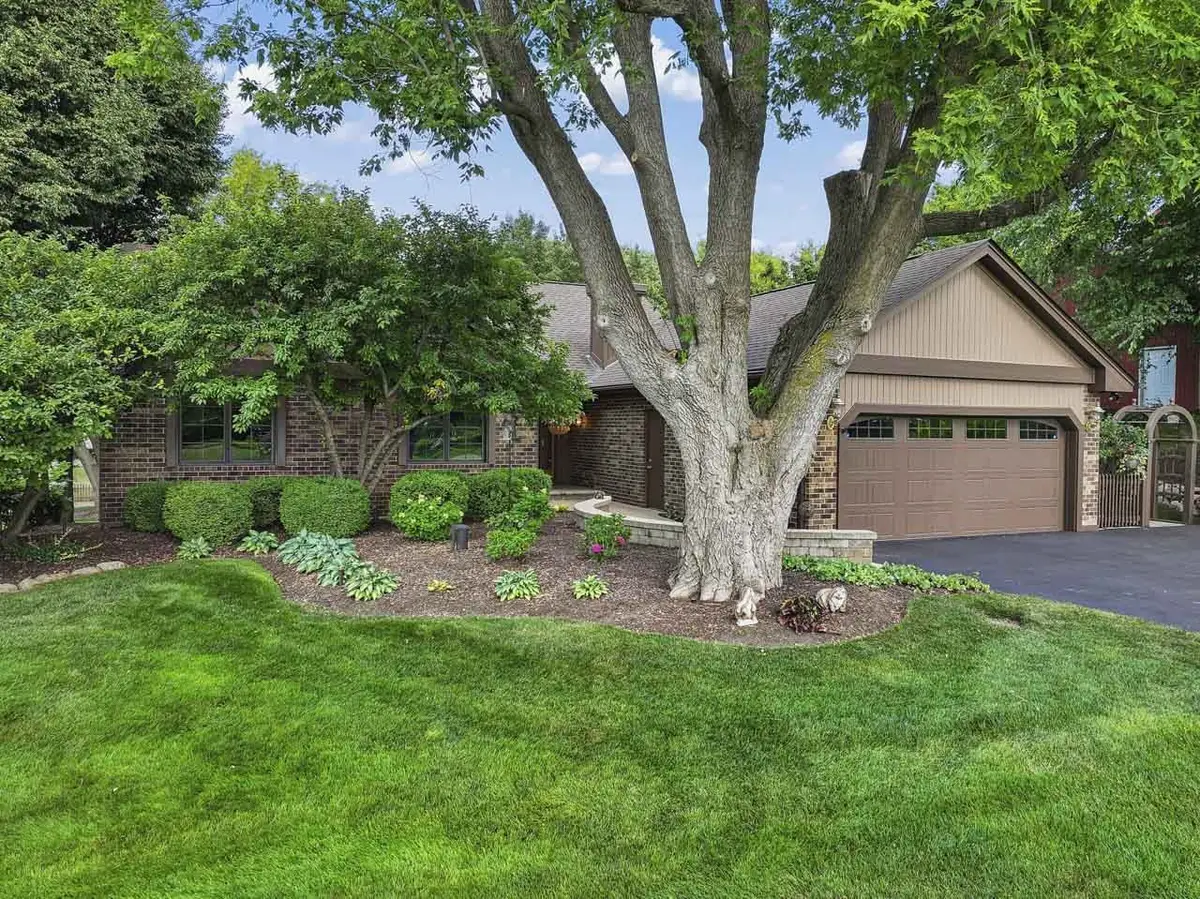 3408 James Way, Johnsburg, IL 60051 - #1