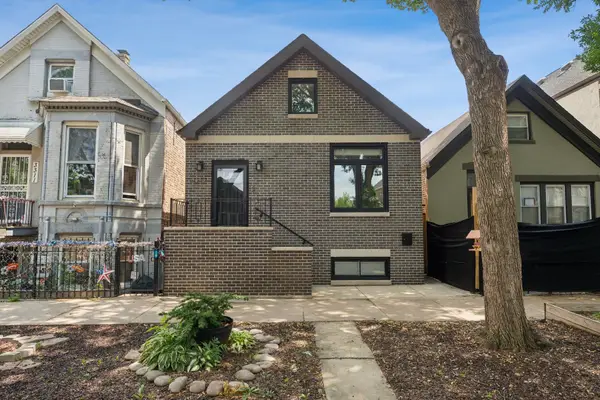 3313 S Carpenter Street, Chicago, IL 60608