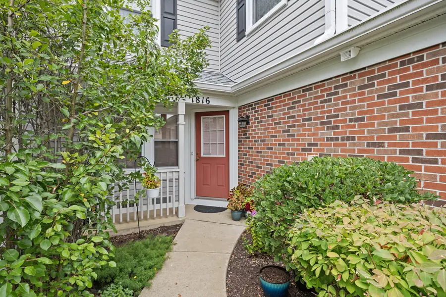 1816 Vermont Drive, Elk Grove Village, IL 60007 - #2